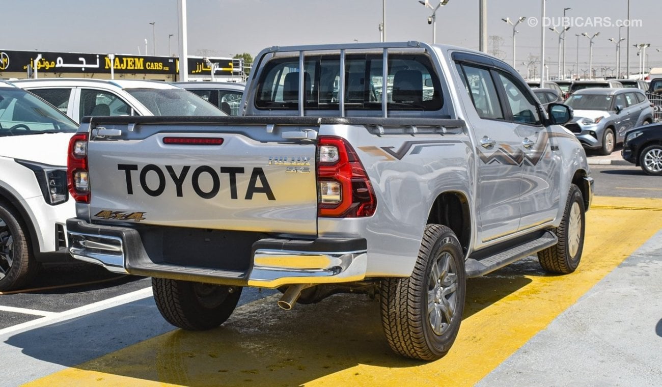 Toyota Hilux 2024 HILUX SR5 2.7L PETROL 4X4 AUTOMATIC SILVER