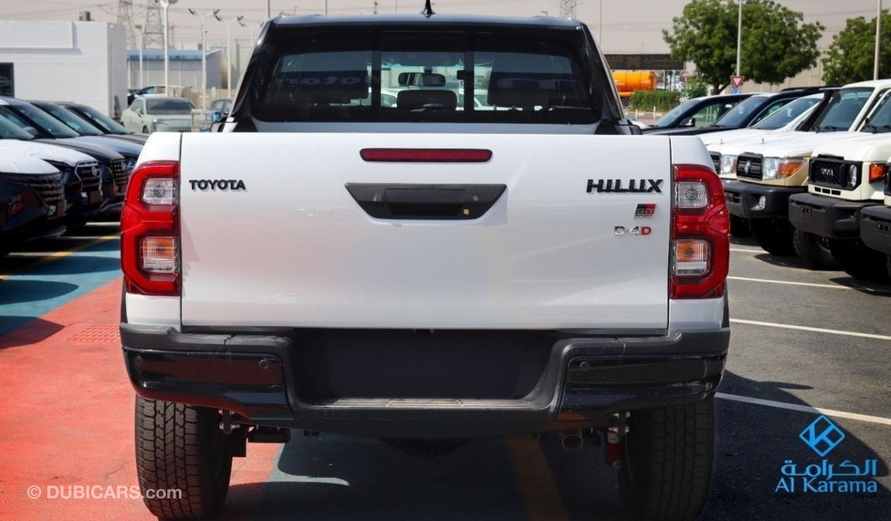 Toyota Hilux 2024 TOYOTA HILUX 2.8L D-4D GR Sport 4WD  Full Option, Black Top GCC Saudi  Interior: 4 Door 5 Seate