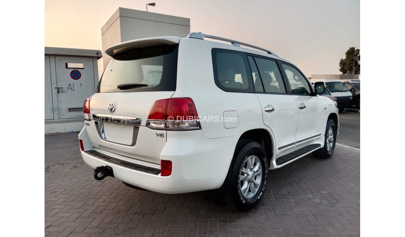 Used TOYOTA LAND CRUISER LEFT HAND DRIVE(PM1680) 2011 for sale in Dubai ...