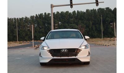 Hyundai Sonata Base 2.5L