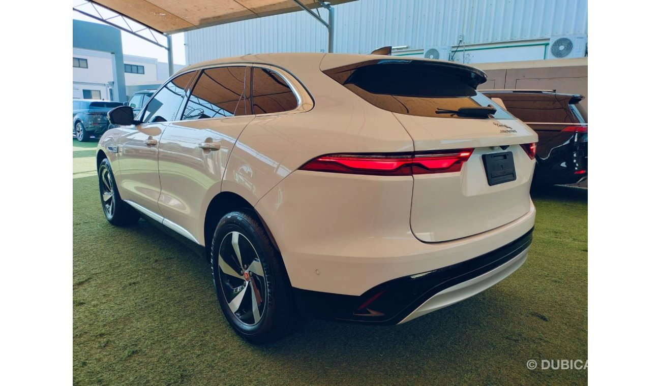 جاكوار F Pace S