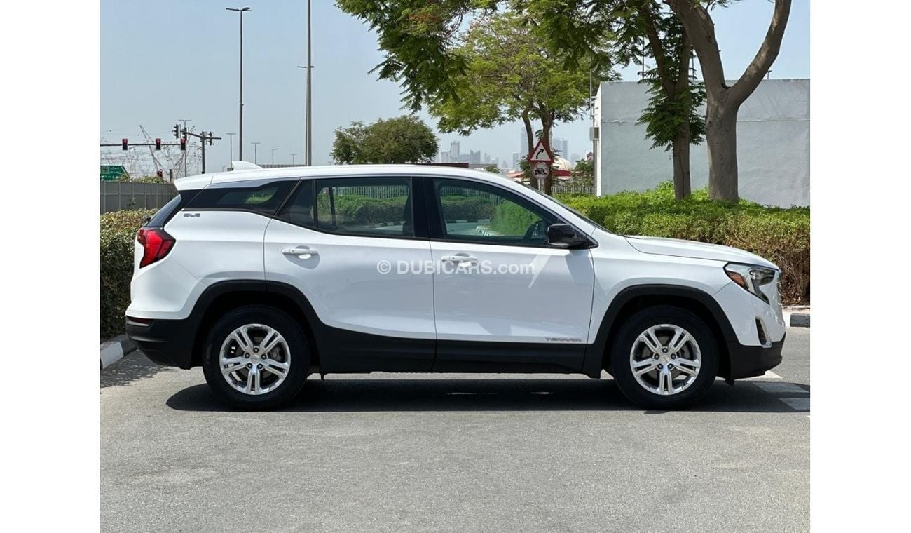 جي أم سي تيرين GMC TERRAIN SLE / GCC / 2018 / Perfect Condition / 920 Dirhams Monthly.