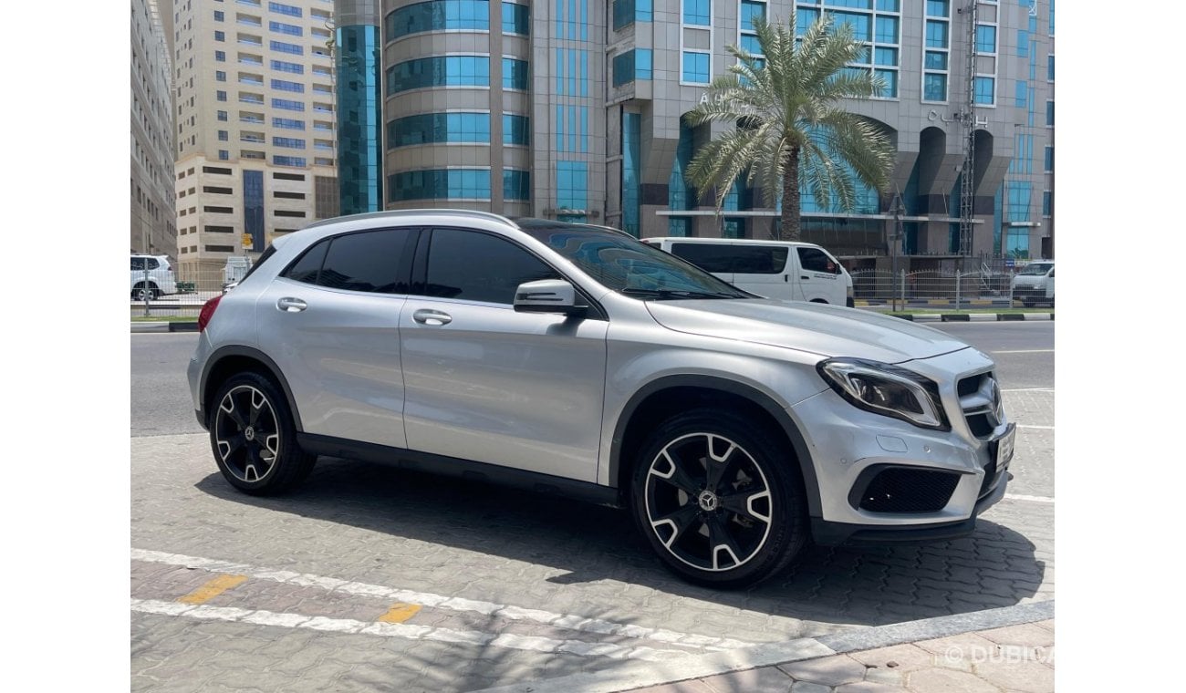 Mercedes-Benz GLA 250