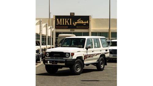 Toyota Land Cruiser 70 Hard Top | 4.0 L | V6 | PETROL | Manuel  (5 Doors)