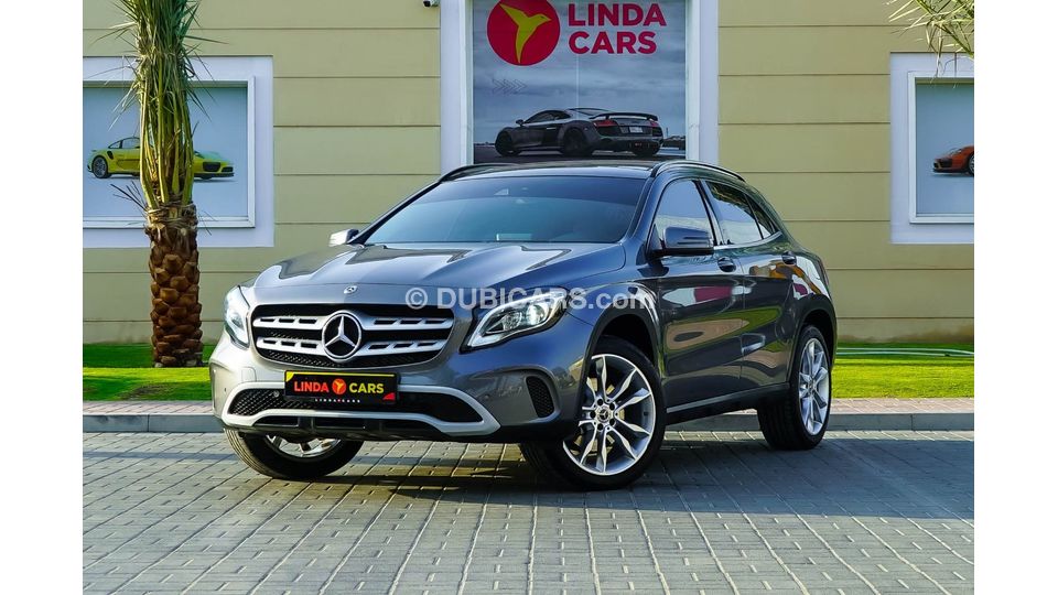 Used Mercedes-Benz GLA 220 Std 2019 for sale in Dubai - 689666