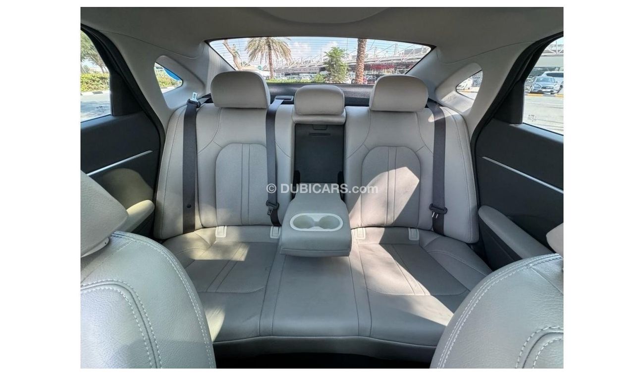 Hyundai Sonata HYUNDAI SONATA 2020 GCC 2.5L FULL OPTIONS UNDER WARRANTY WITH AGENCY SERVICE CONTRAC