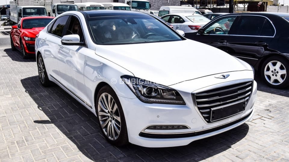 Genesis G80 for sale AED 59,000. White, 2015