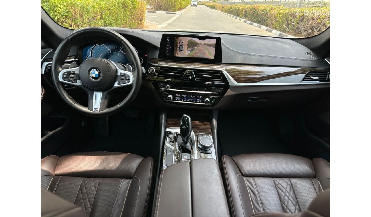 BMW 530i M Sport BMW 530 Top Of The Range / GCC / V4 / 2017 / Perfect Condition / Ready to Drive!.