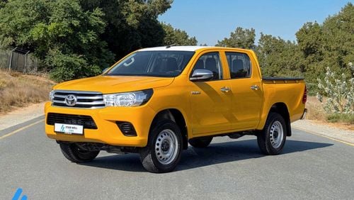 Toyota Hilux DLX 2.4L 4WD Diesel MT DC / Ready to Drive / GCC / Book Now!