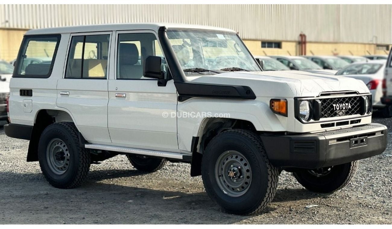 تويوتا لاند كروزر هارد توب Land cruiser  lc76 hardtop 5doors 4.2L DIESEL V6 MY2024 FOR EXPORT ONLY