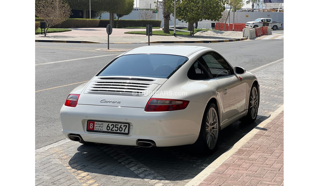 Porsche 911 Carrera