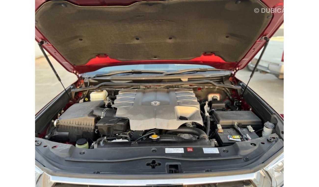 Toyota Land Cruiser Toyota Landcruiser RHD Petrol engine model 2020 beige leather electric seats with sunro full option
