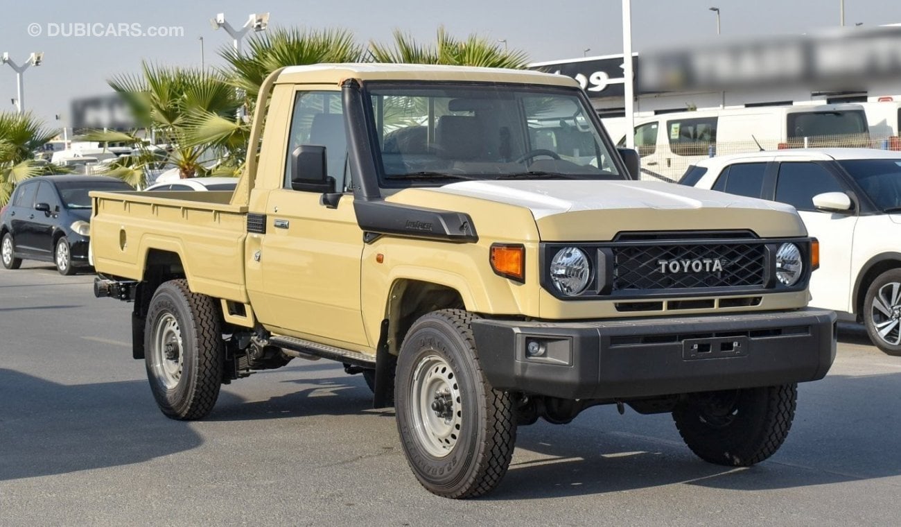 Toyota Land Cruiser Pick Up 4.0L V6 Single Cabin Auto transmission