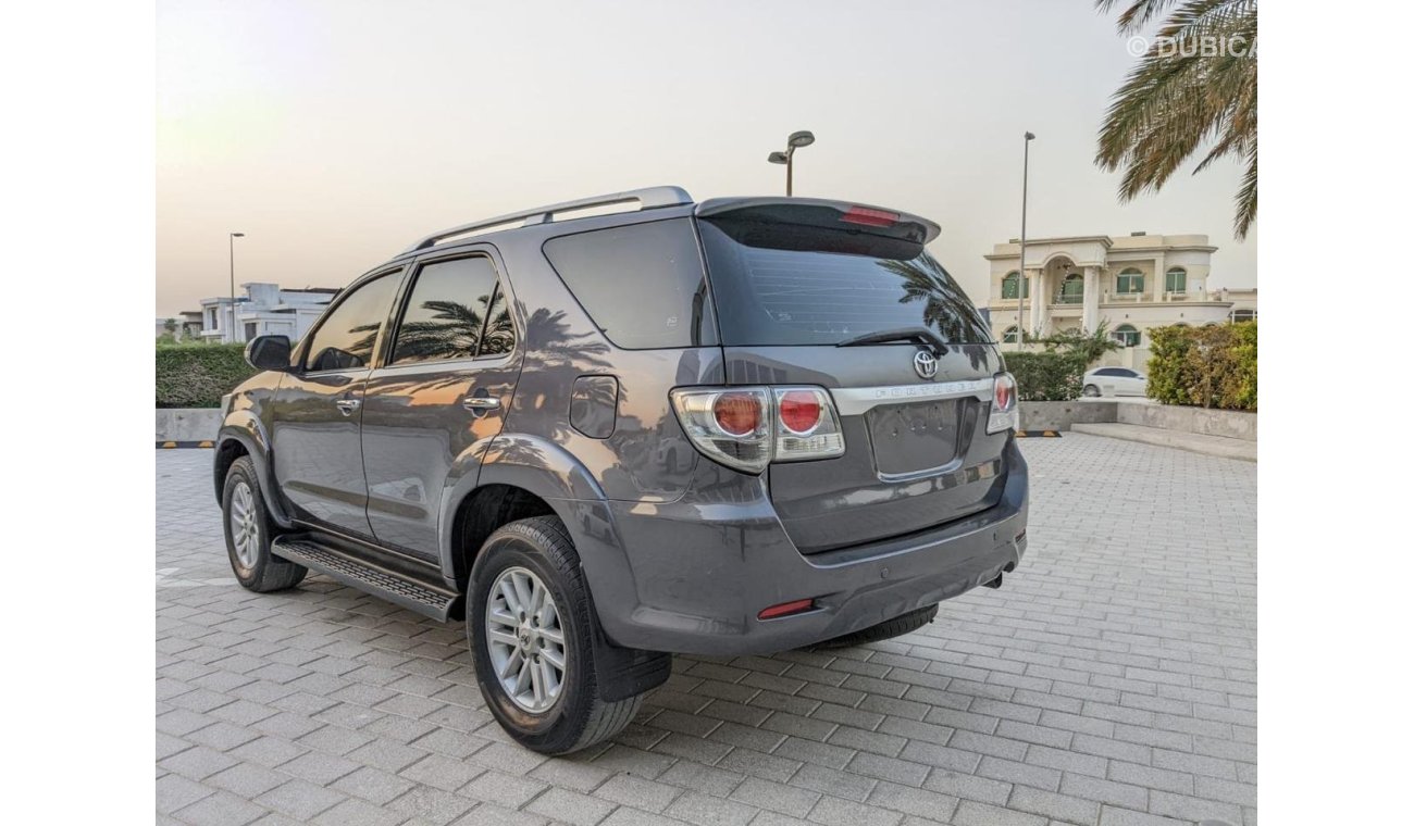 تويوتا فورتونر Toyota fortuner 2014 petrol left hand drive