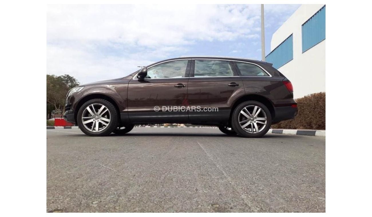 Audi Q7 3.2 QUATTRO GCC SPECS IMMACULATE CONDITION