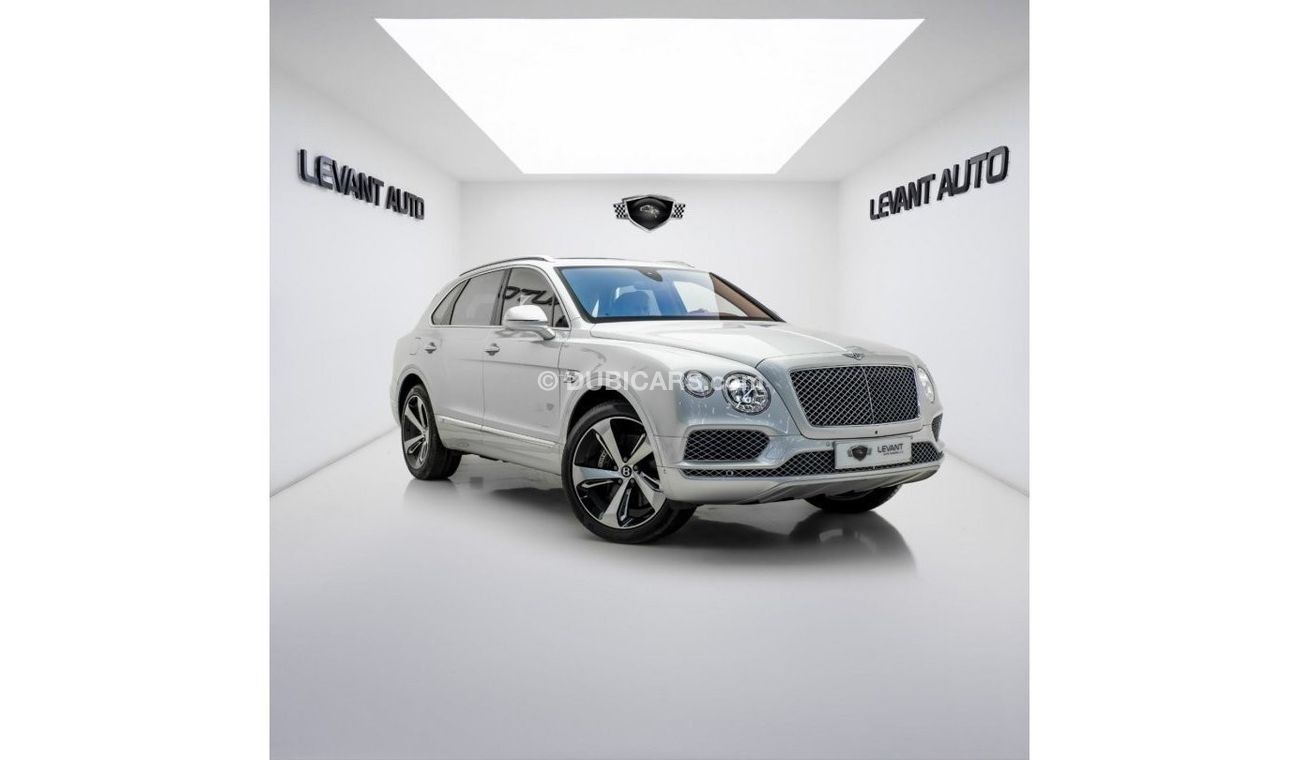 Bentley Bentayga V8 BENTLEY BENTAYGA / GCC / LOW MILEGE / MODEL 2019 / FULL BENTIEY Service / CLEAN TOTALLY