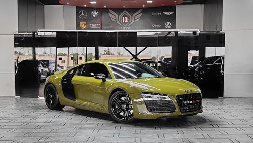 Audi R8 AED 7,500 P.M | 2015 AUDI R8 SPORTS QUATTRO | COUPE | 4.2L V8  430 HP | FSH | LOW KM | GCC