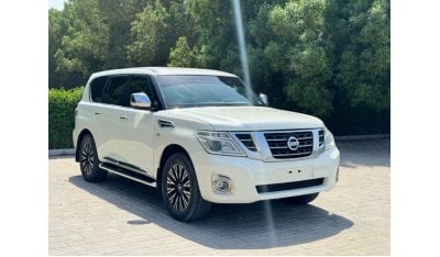 Nissan Patrol Nissan patrol 2010 V8 big engine Gcc Full options