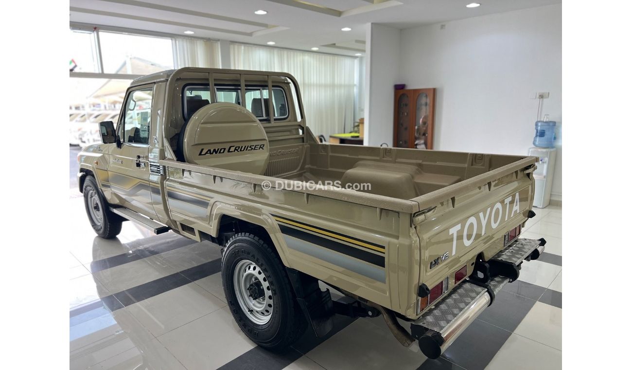 تويوتا لاند كروزر بيك آب PICKUP 70th LX2 4.0L