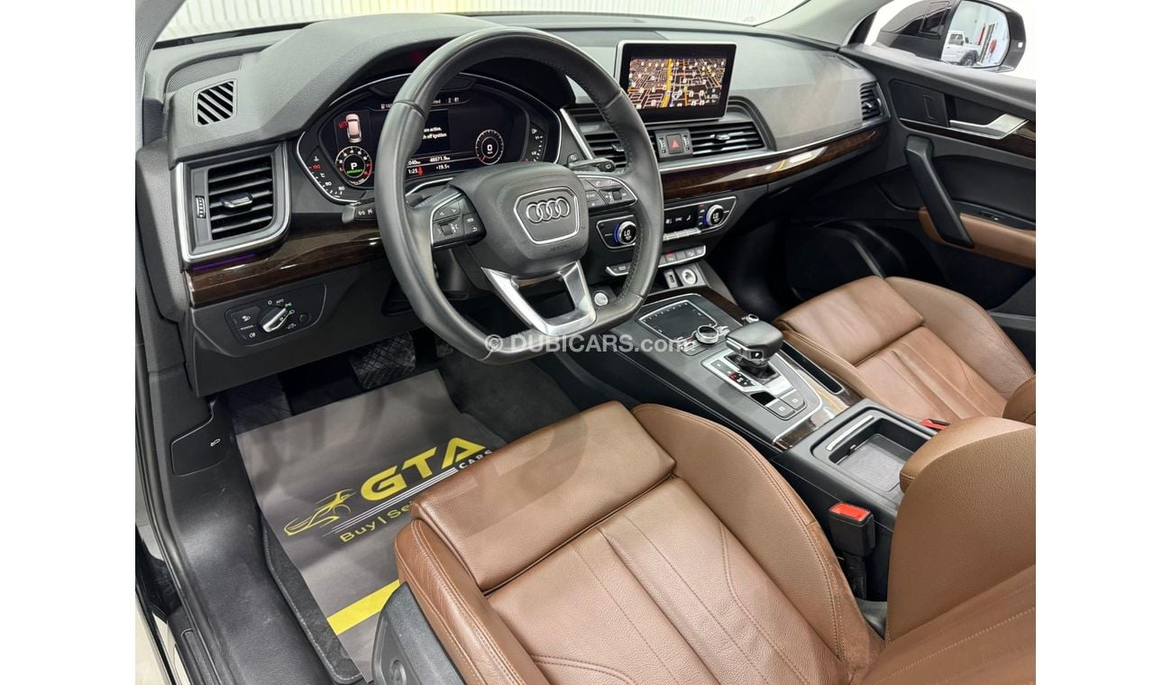 أودي Q5 45 TFSI Quattro S Line 2.0L (252 HP) 2019 Audi Q5 45TFSI S-Line Quattro, Warranty, Full Audi Service