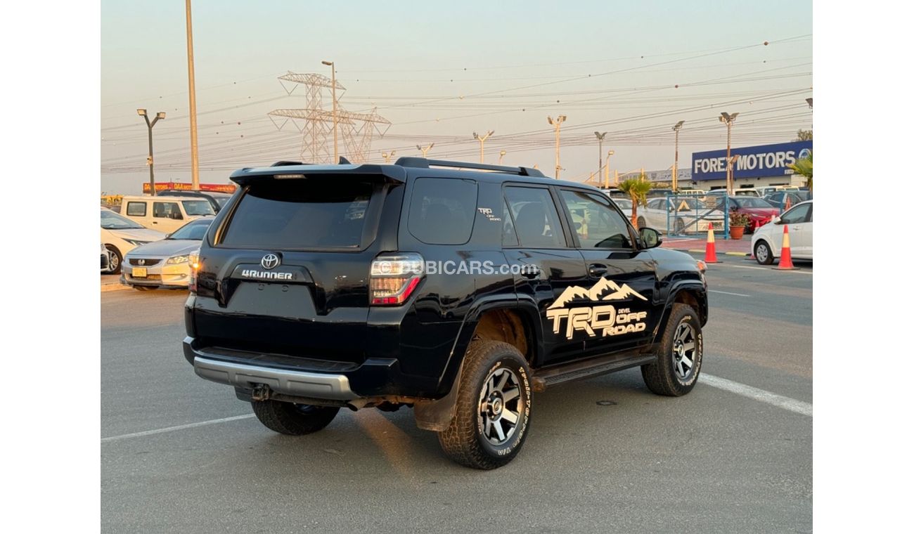 Toyota 4Runner 2021 TRD OFF ROAD 4x4 SUNROOF FULL OPTION UAE PASS