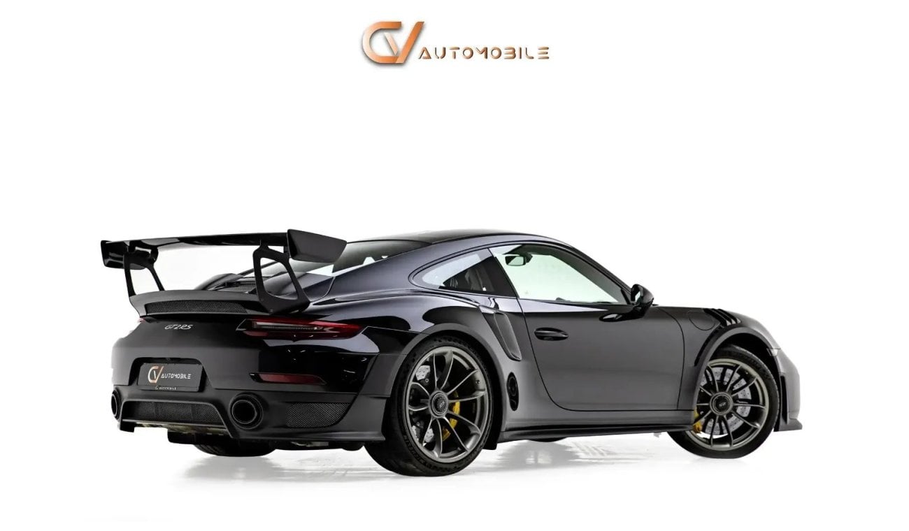 بورش 911 GT2 RS  Weissach - GCC Spec