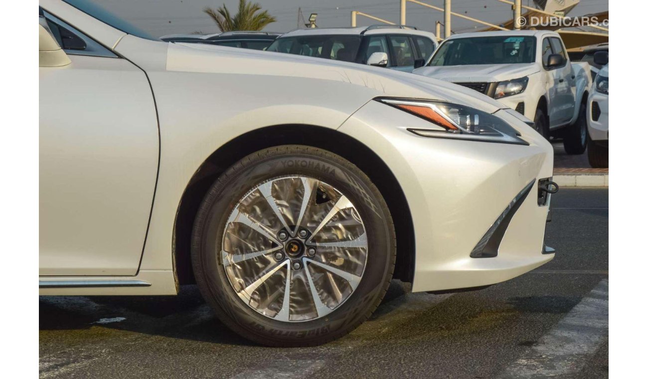 لكزس ES300h LEXUS ES300h 2.5L FWD SEDAN 2024