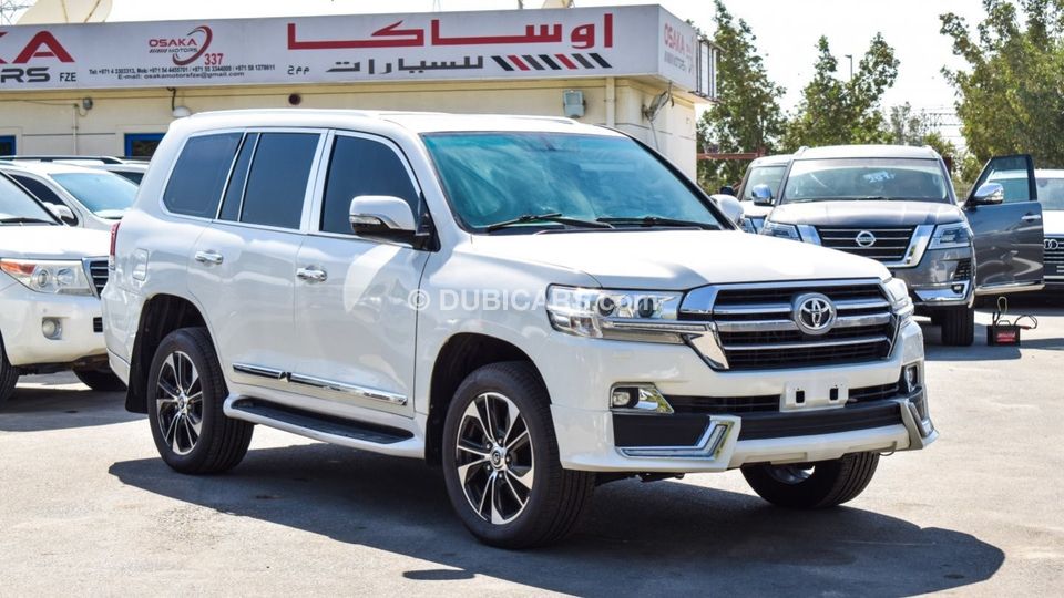 Toyota Land Cruiser GXR V8 with 2020 body kit for sale: AED 137,000 ...