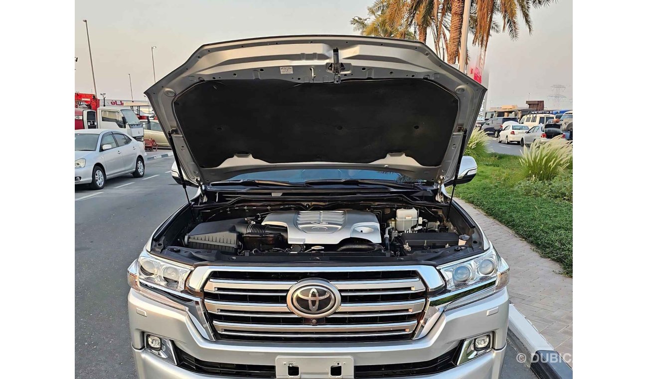 تويوتا لاند كروزر VXR 5.7 V8/ ORG SHAPE/ HYUDRAULIC/ FULL OPTION/ LOT# 55502