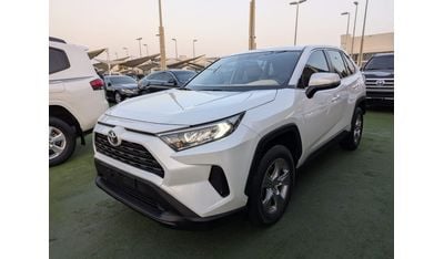 Toyota RAV4 Toyota RAV4 2023 VX Front wheel drive 4cylinder Engine 2.5L GCC Specs clean car without accident wit