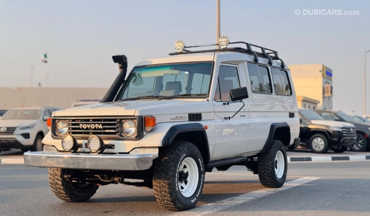 Toyota Land Cruiser Hard Top HARDTOP | ROOF RACK  | 4.2L MANUAL DIESEL ENGINE | 4 X 4 | AIR SNORKEL