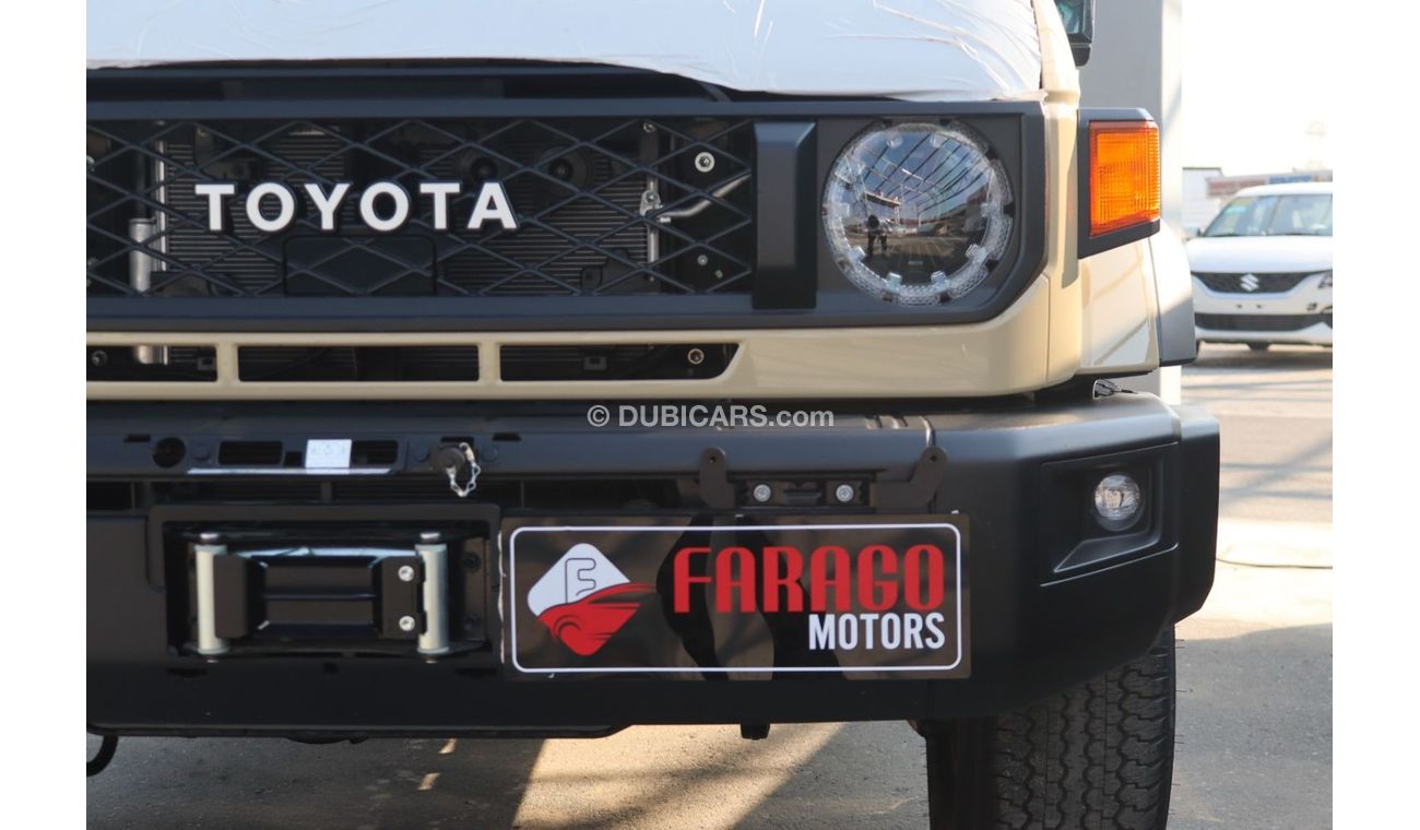 Toyota Land Cruiser 70 2024 LAND CRUISER GRJ 71 4.0 V6 AT FULL OPTION **التصدير فقط خارج الخليج**EXPORT ONLY**