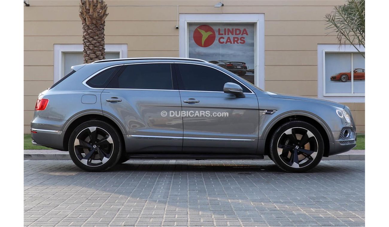 Used Bentley Bentayga 2019 For Sale In Dubai - 654512