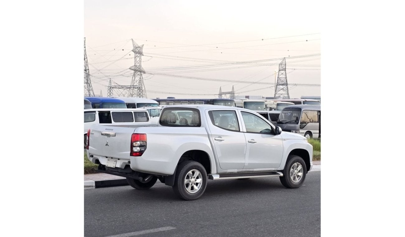 Mitsubishi L200 2022 L200 2.2L AT Diesel 4WD 2022 Model