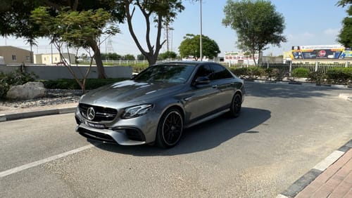 مرسيدس بنز E 63S 4MATIC+ 4.0L