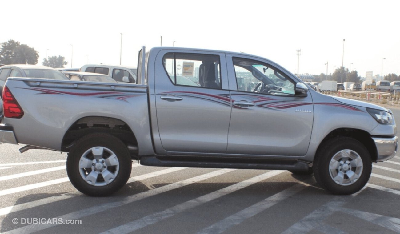 تويوتا هيلوكس HILUX 2.4L AT DIESEL MED OPTION