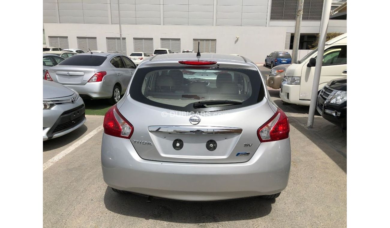 Nissan Tiida