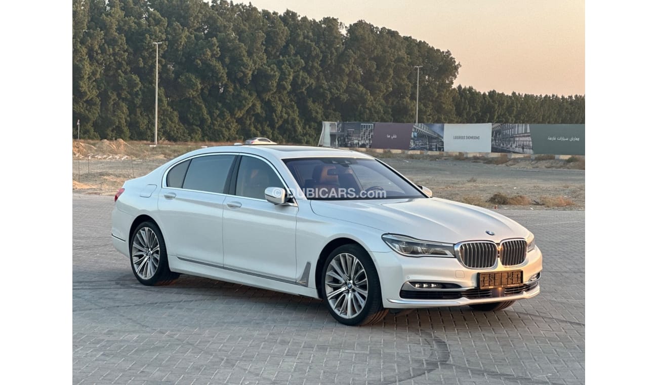 بي أم دبليو 740Li Exclusive 3.0L (335 HP) MODEL 2016 GCC CAR PERFECT CONDITION FULL OPTION PANORAMIC ROOF LEATHER SEAT