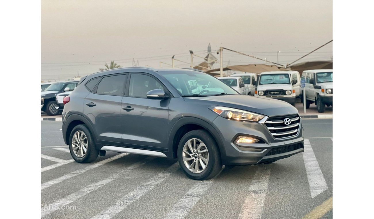 Hyundai Tucson 2017 Hyundai Tucson Limited 2.0L V4 GDi Premium - Push Start - 4x4 AWD - 75,000 mileage