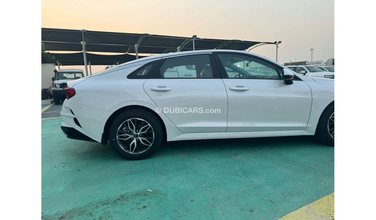 Kia K5 2.0L PETROL 2023 GCC