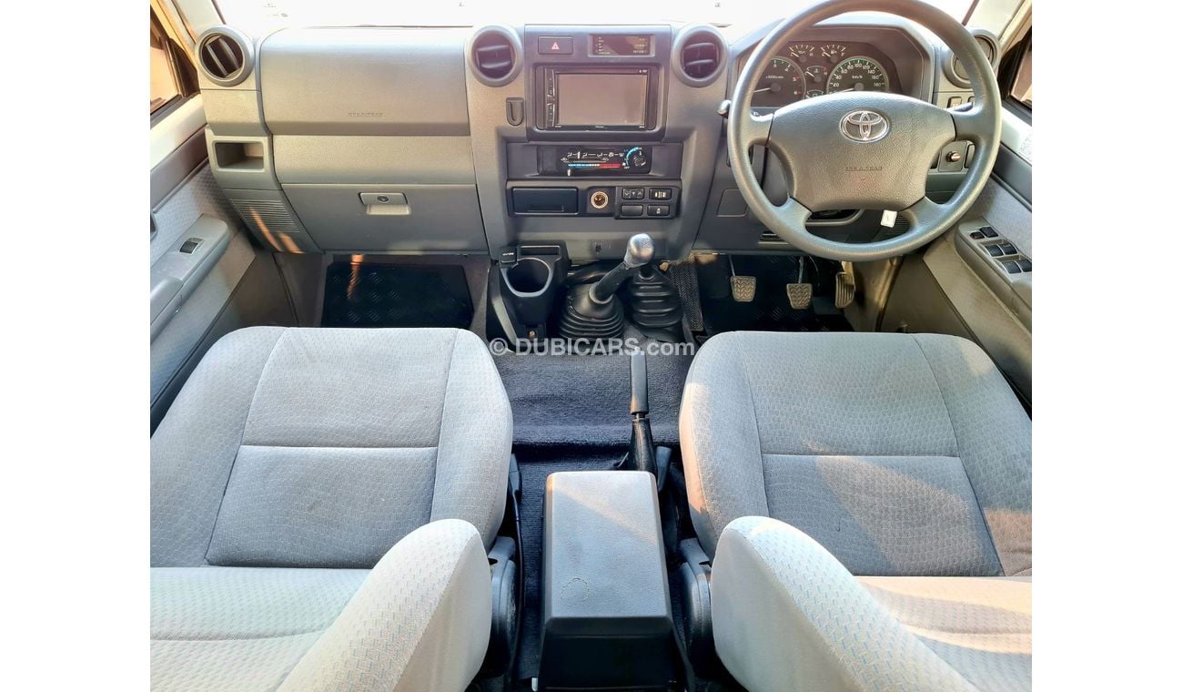 Toyota Land Cruiser Pick Up Double cabin