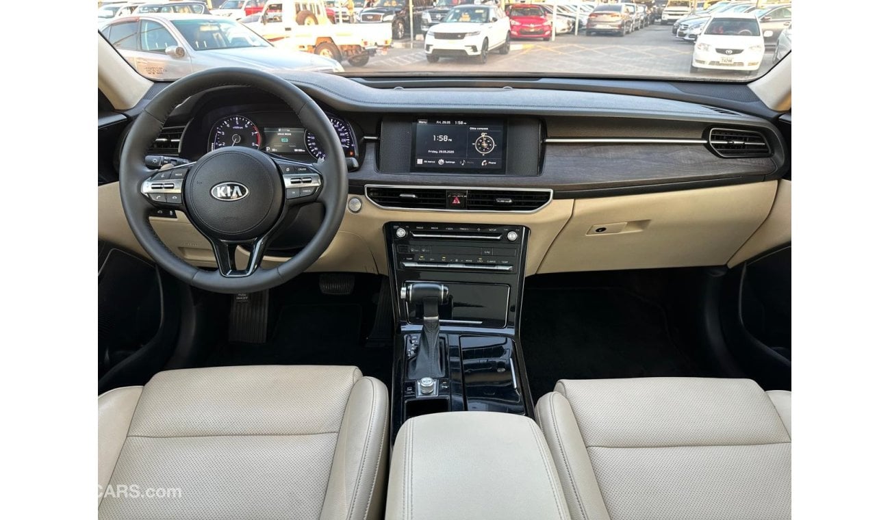 Kia Cadenza Kia Cadenza_Gcc_2021_Excellent_Condition _Full option