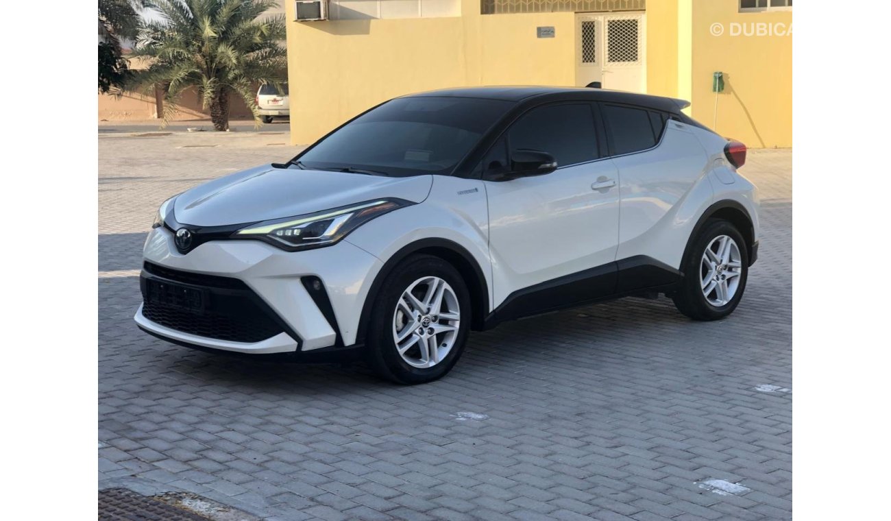 Toyota C-HR Toyota C-HR Hybrid 2021 (1.8L) GCC Specs Full Option