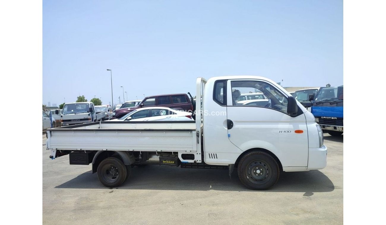 Hyundai H 100 HYUNDAI H-100 ,WHITE-KMFZCZ7BANU927034