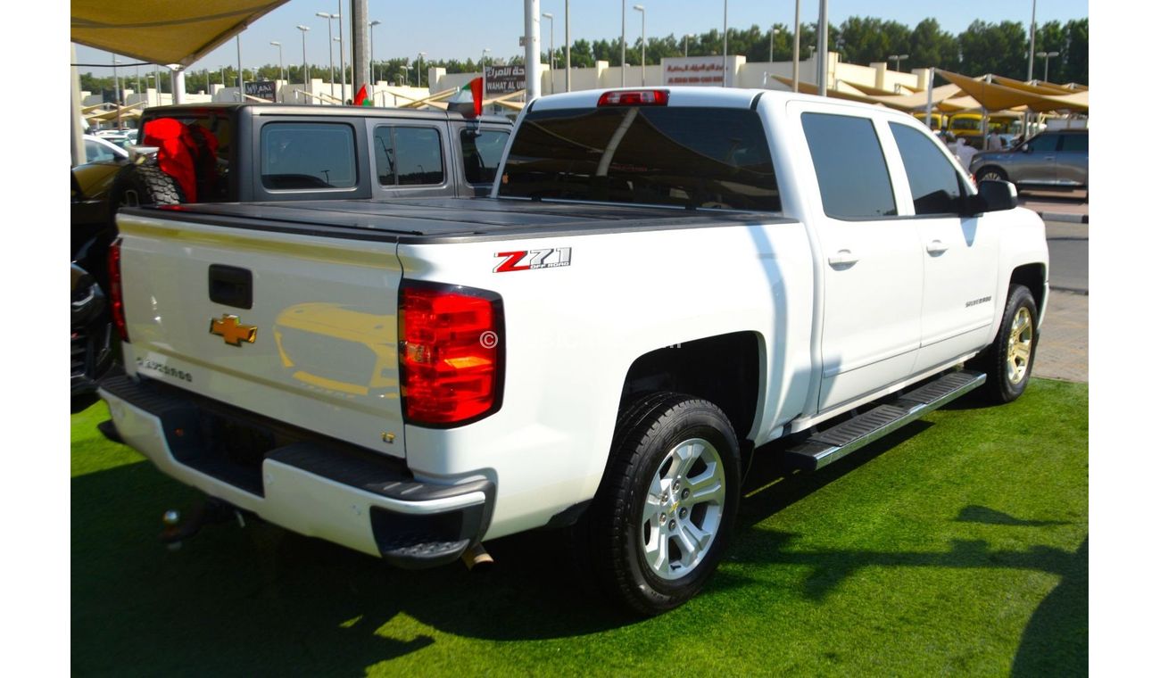 Chevrolet Silverado Z71 OF ROOD