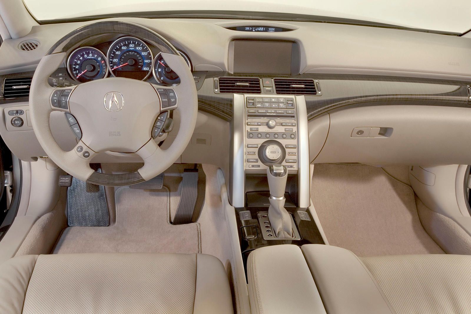 Acura RL interior - Cockpit