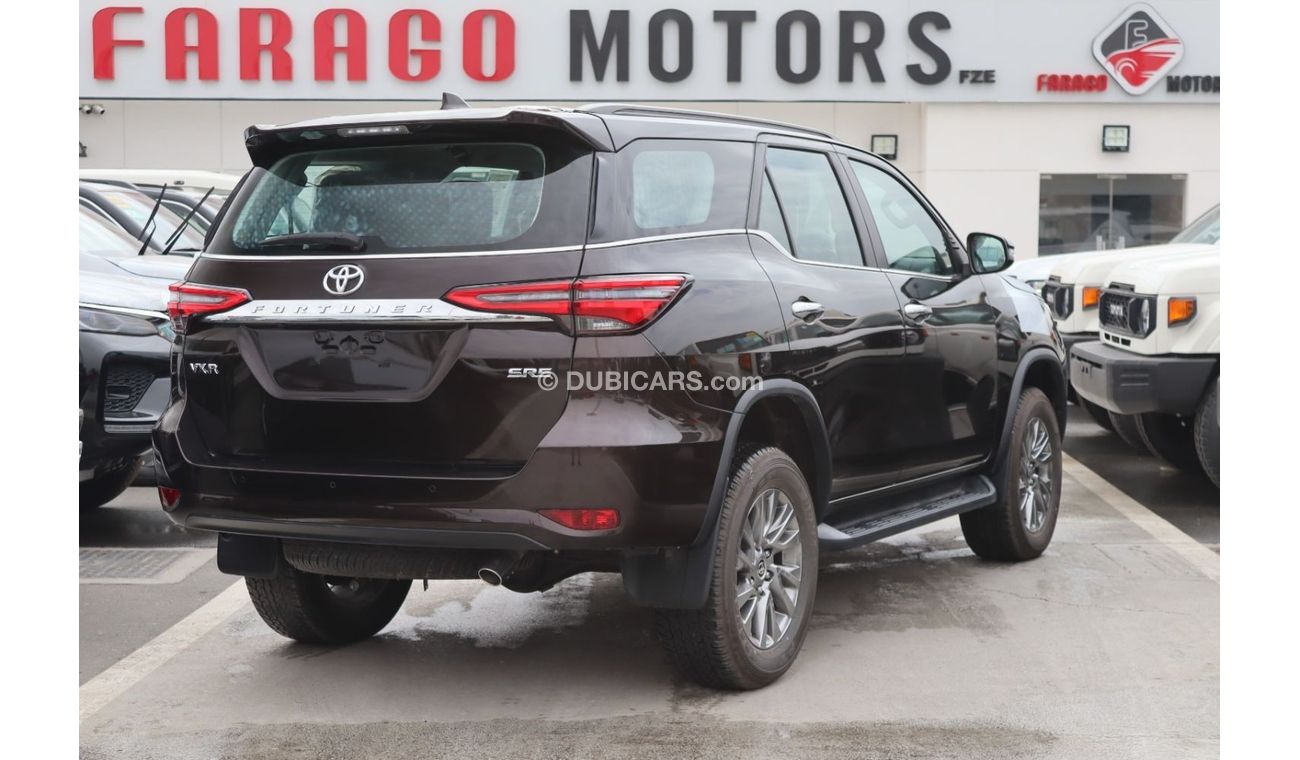 Toyota Fortuner 2023 TOYOTA FORTUNER VXR 2.8 DIESEL 4X4 **التصدير فقط خارج الخليج***EXPORT ONLY