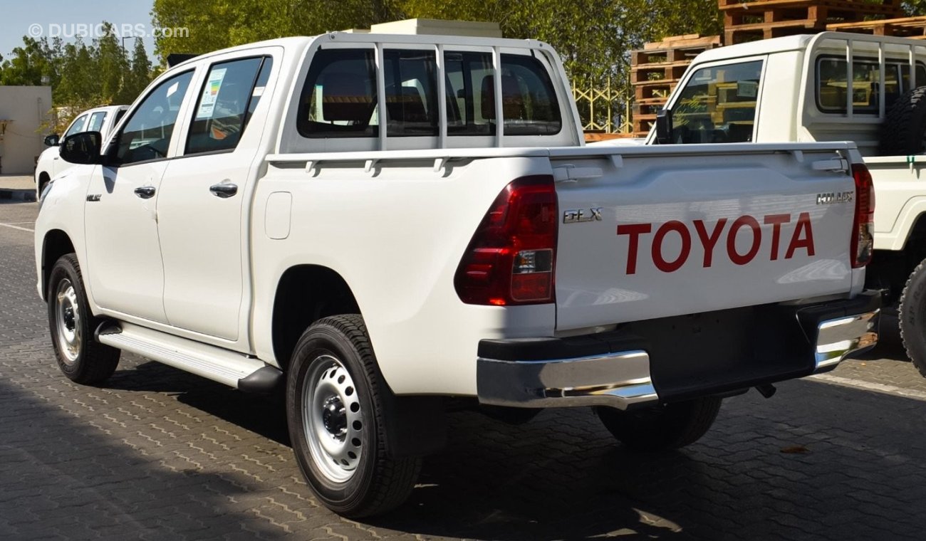 تويوتا هيلوكس TOYOTA HILUX DLX 2.4 PETROL AUTOMATIC 2024 GCC OMAN