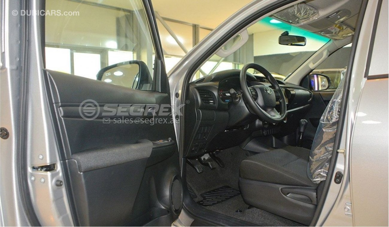 تويوتا هيلوكس DC DIESEL 2.4L 4x4 6MT 5STR with power windows - (Export only)