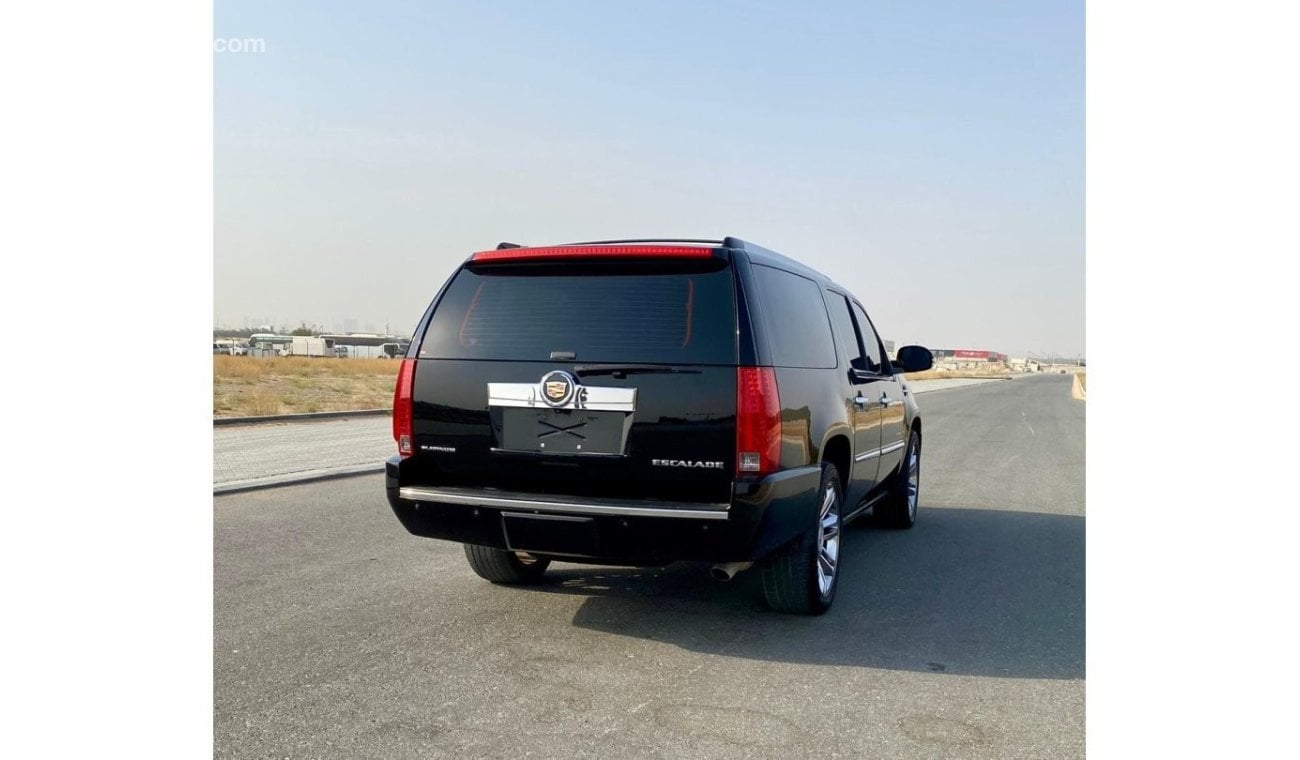 Cadillac Escalade ESV Good condition car GCC